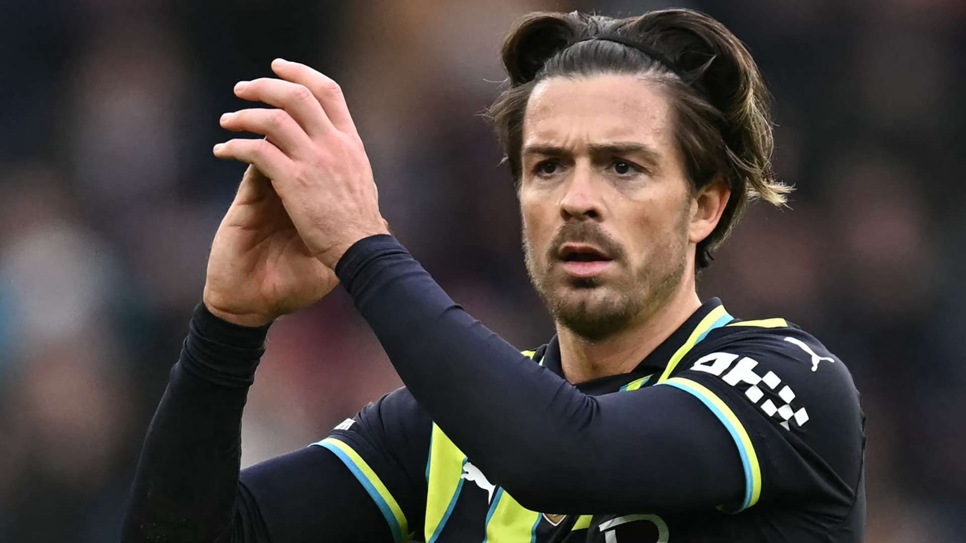 里燃起战火 里燃起战火